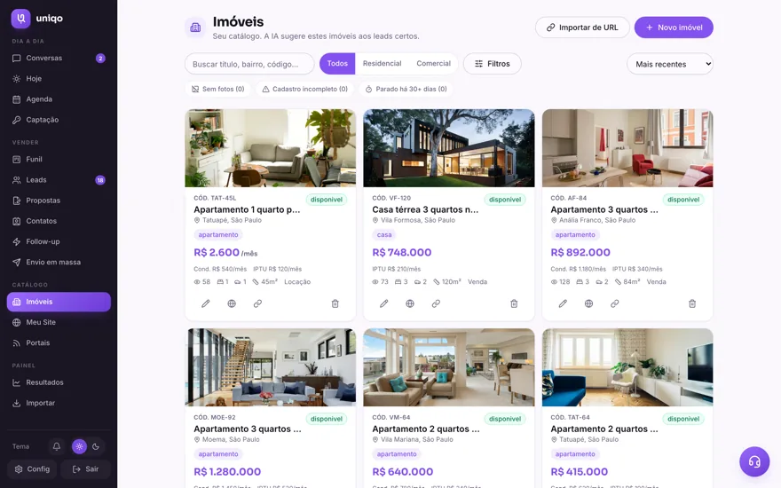 Catálogo de imóveis em cards, com foto de capa, preço e etiqueta de situação